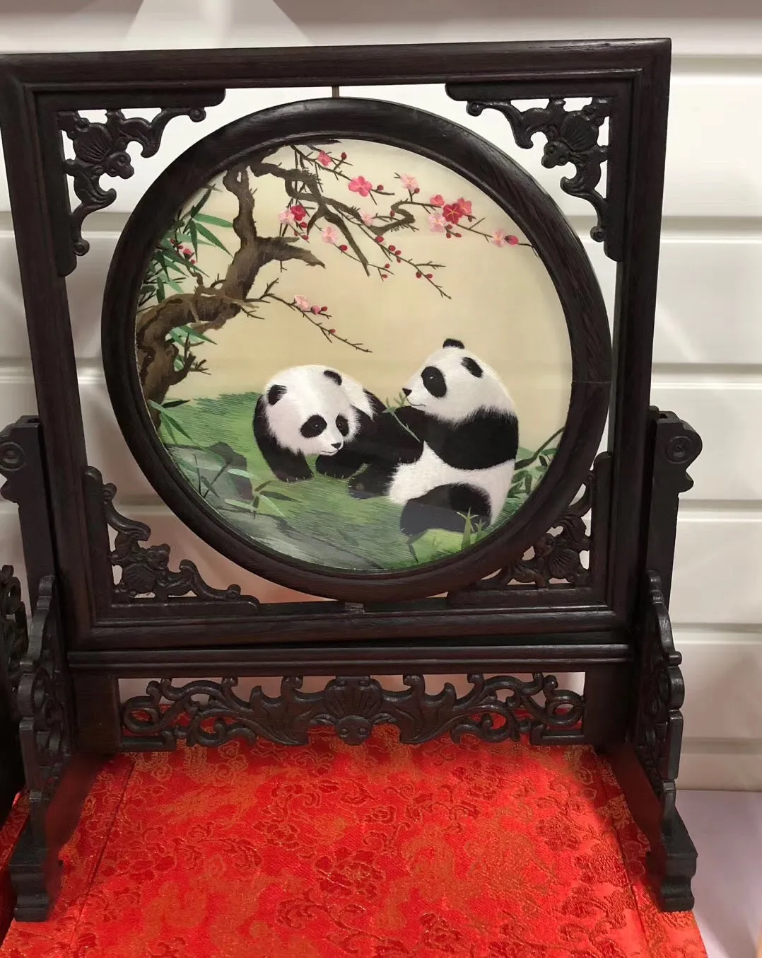 161218 Hand Double-sided Suzhou Embroidery art(with frame):pandas cranes 2918