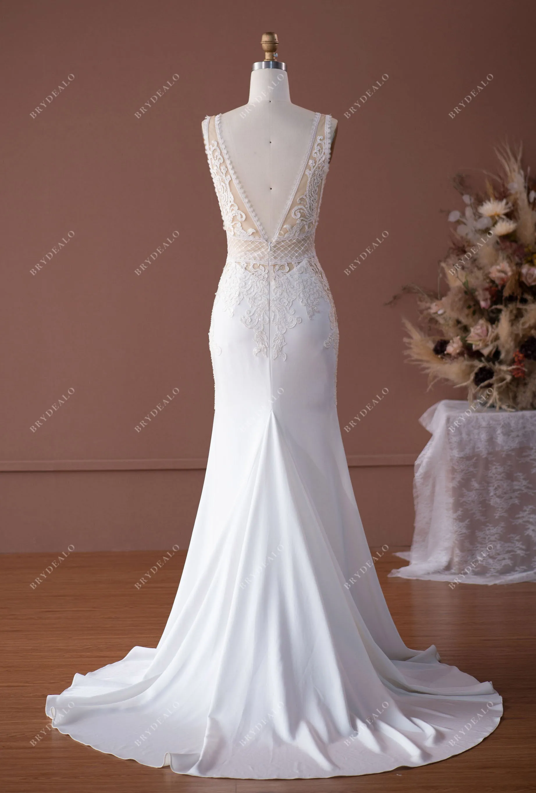 Alluring Plunging V-neck Sleeveless Lace Satin Mermaid Fall Bridal Dress