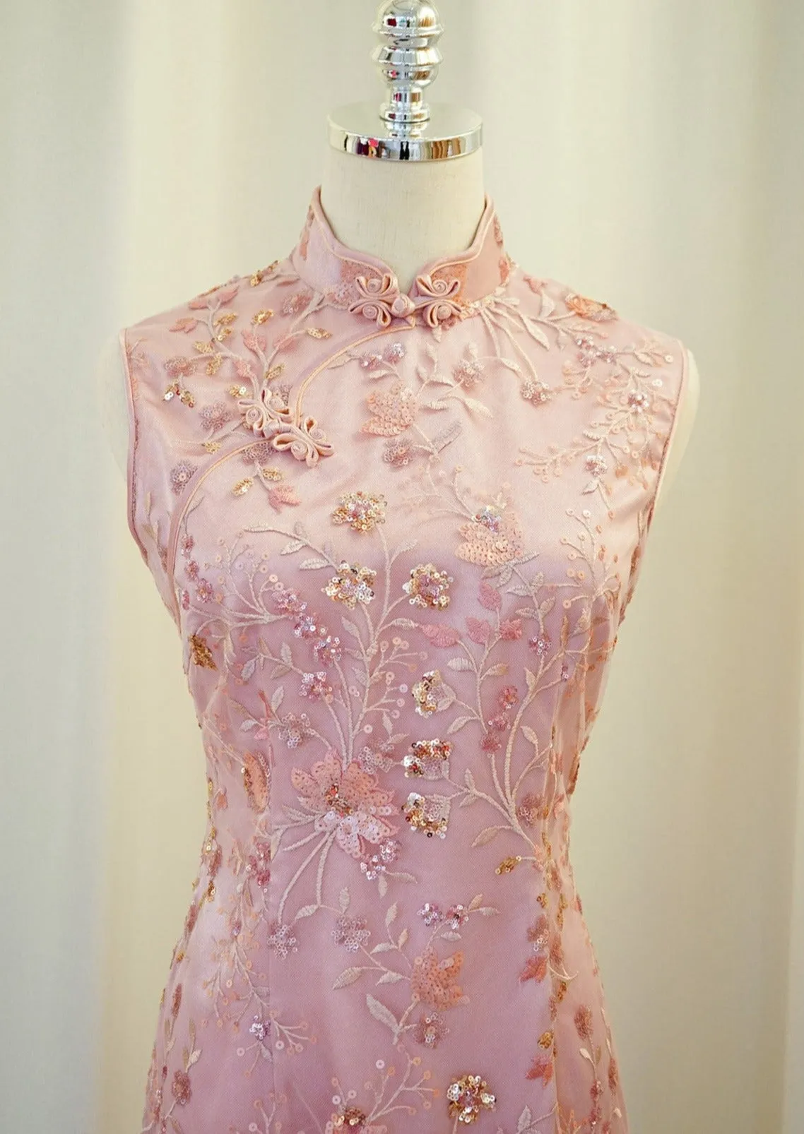 Fairy Bells Sleeveless Qipao (Dusty Pink)