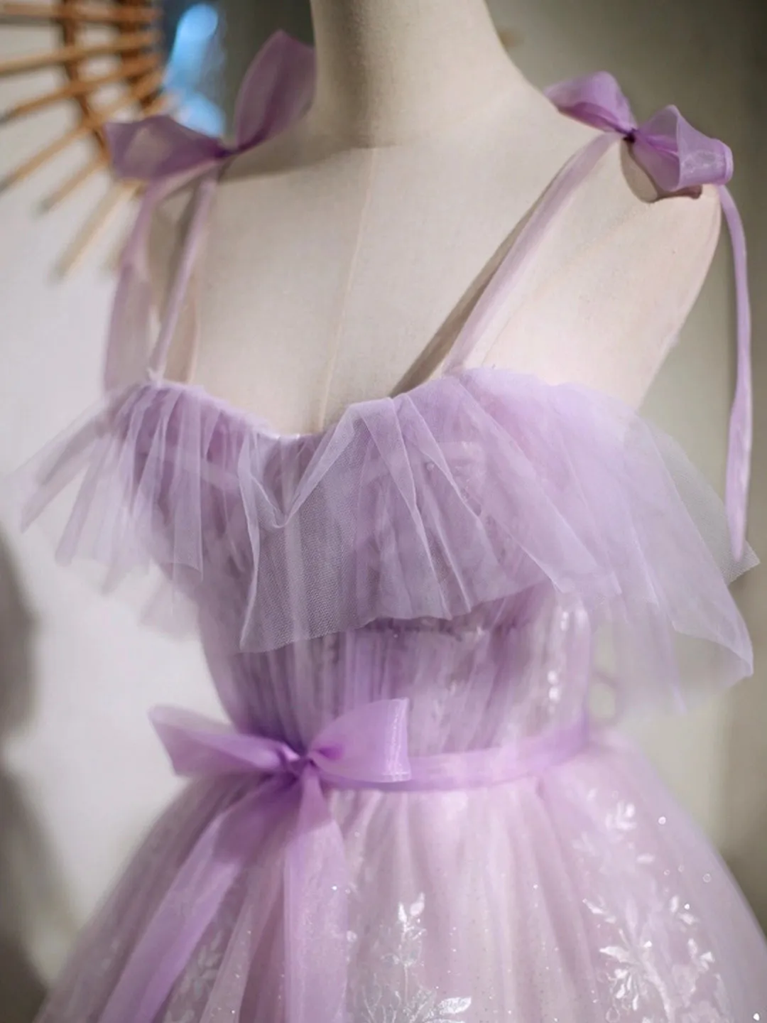 Lovely Spaghetti Strap Tulle Lace Short Prom Dress Lavender A-Line Party Dress