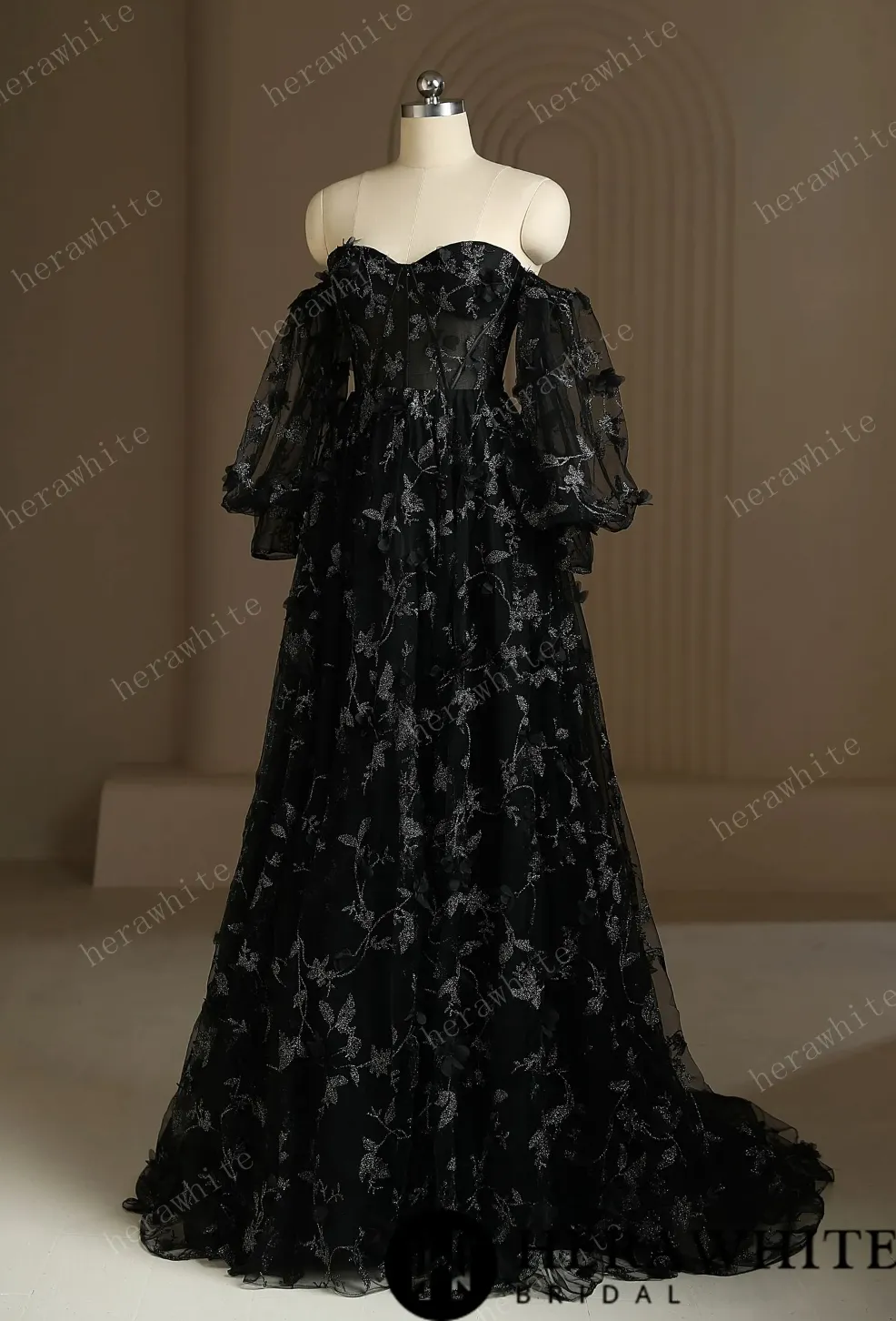 Luxury 3D Lace Appliqué Embroidery Detachable Sleeve Black Wedding Dress