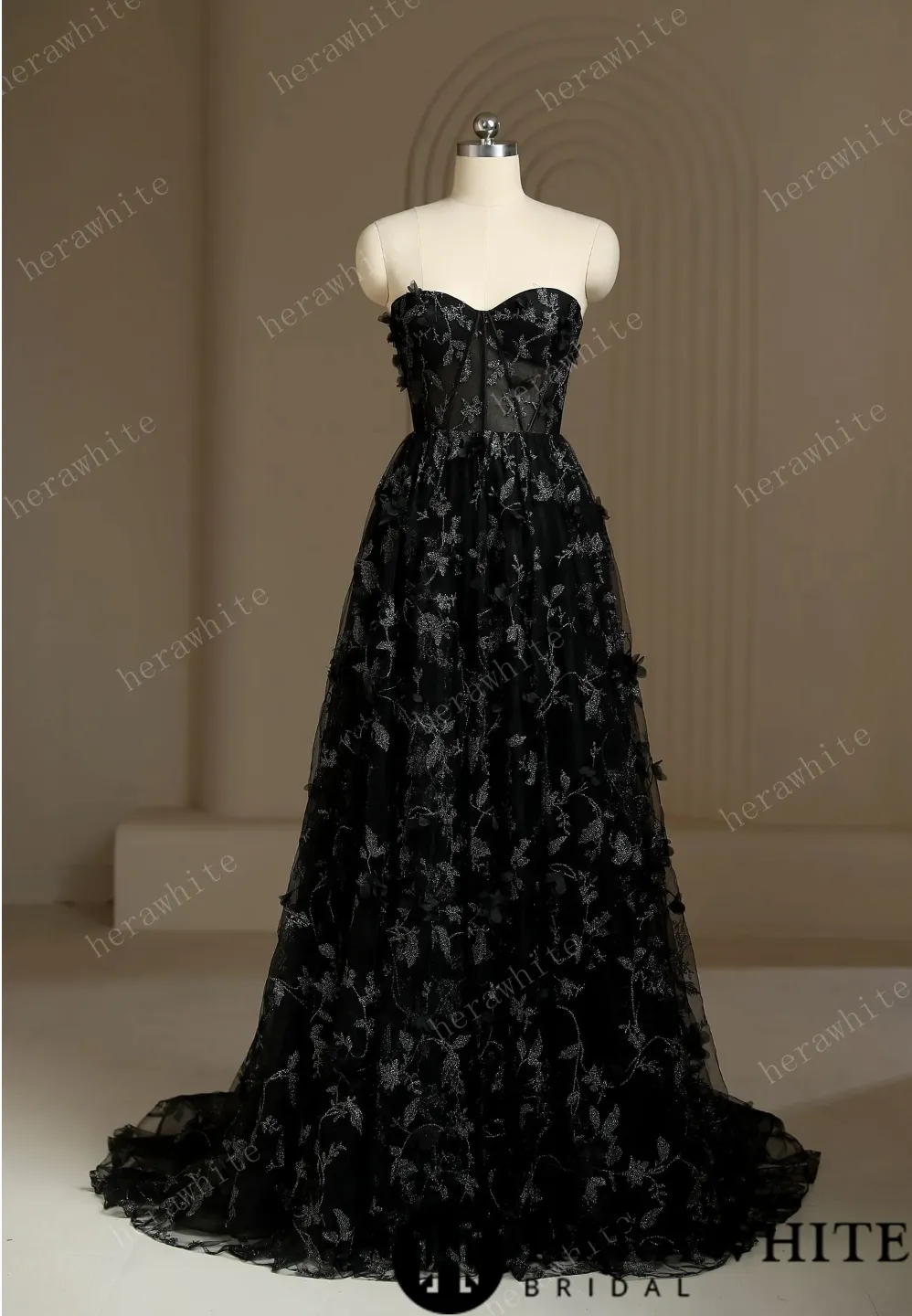 Luxury 3D Lace Appliqué Embroidery Detachable Sleeve Black Wedding Dress