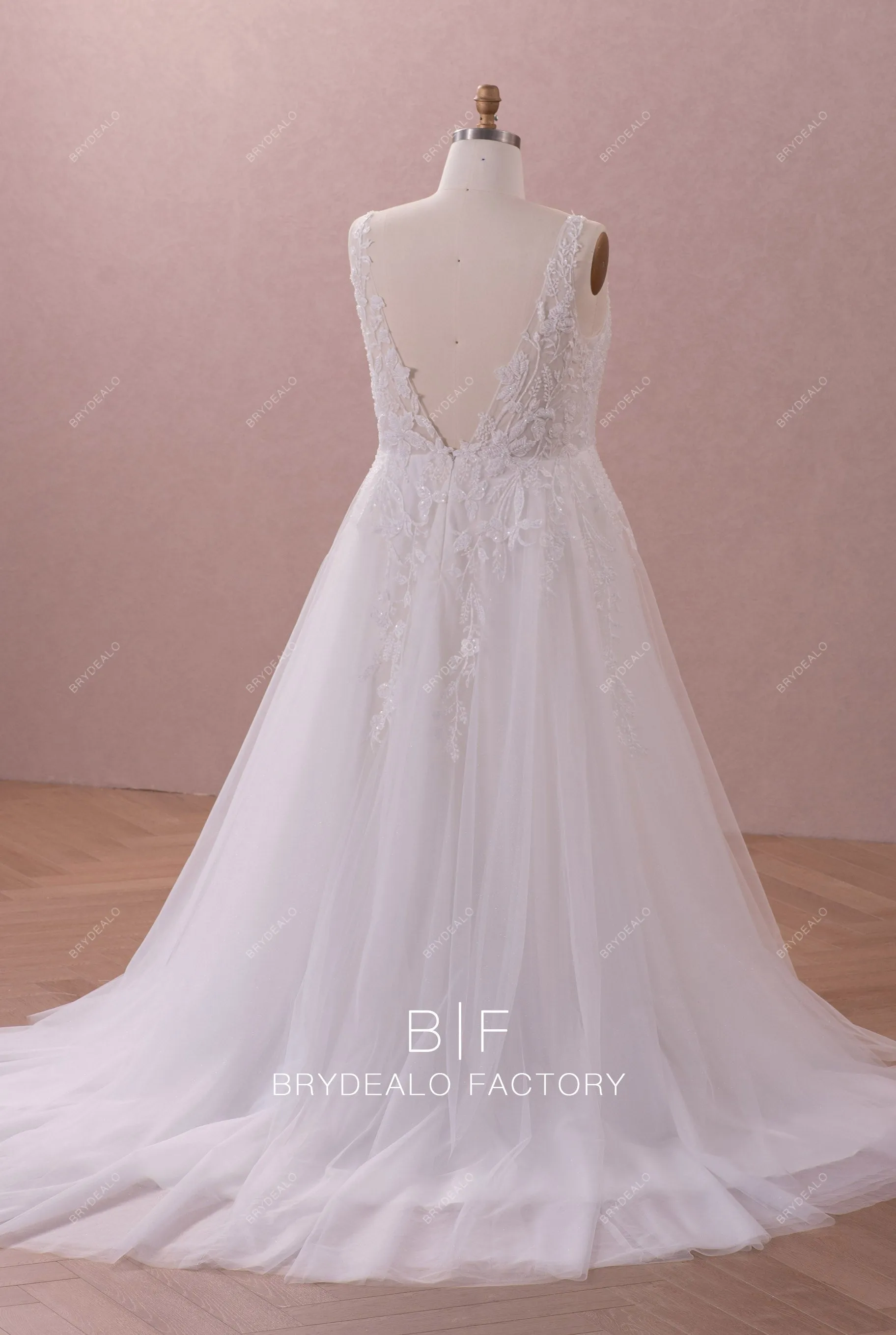 Plus Size Lace Straps Designer Beading A-line Tulle Wedding Dress