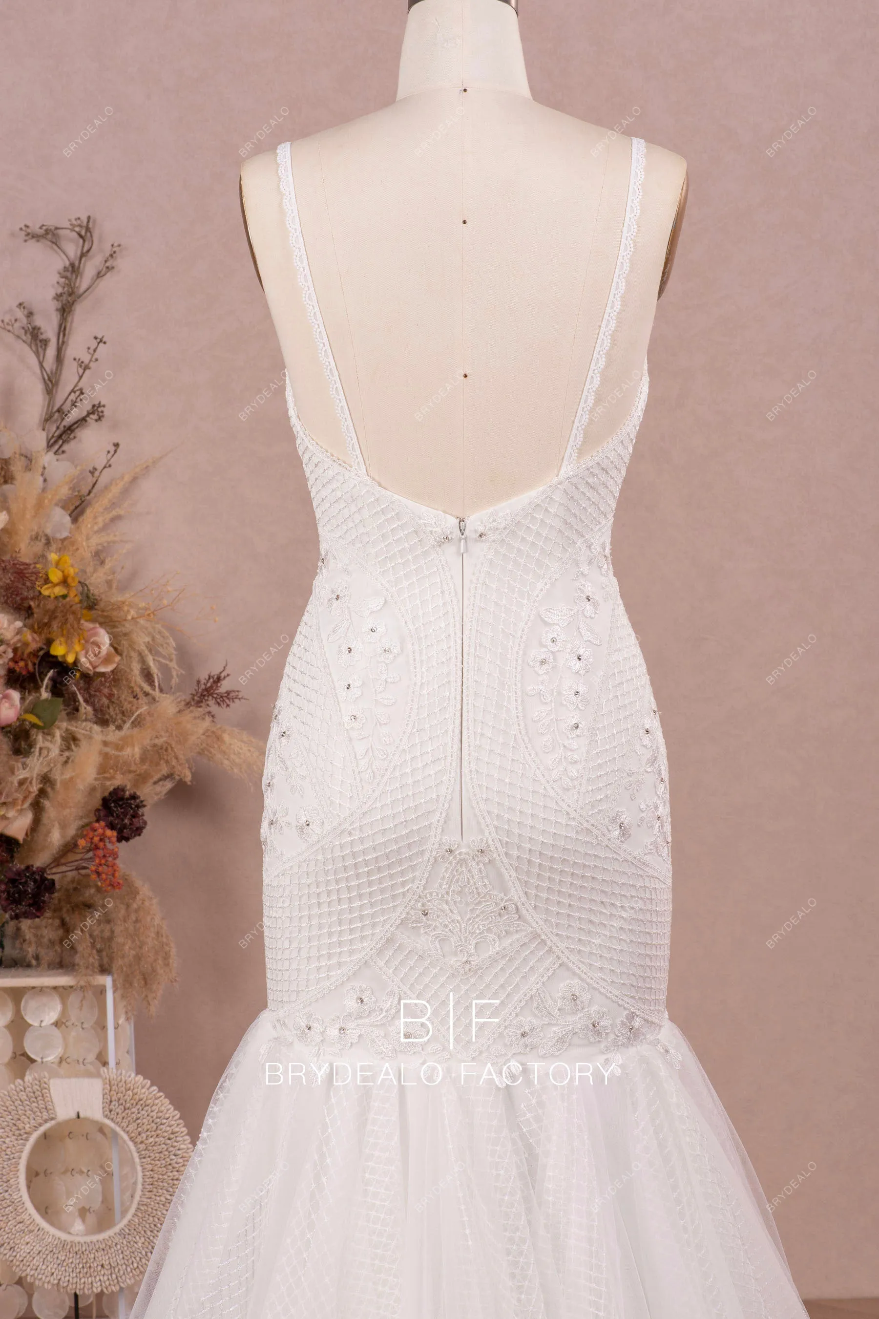 Spaghetti Straps Sweetheart Neck Rhinestones Lace Trumpet Wedding Dress