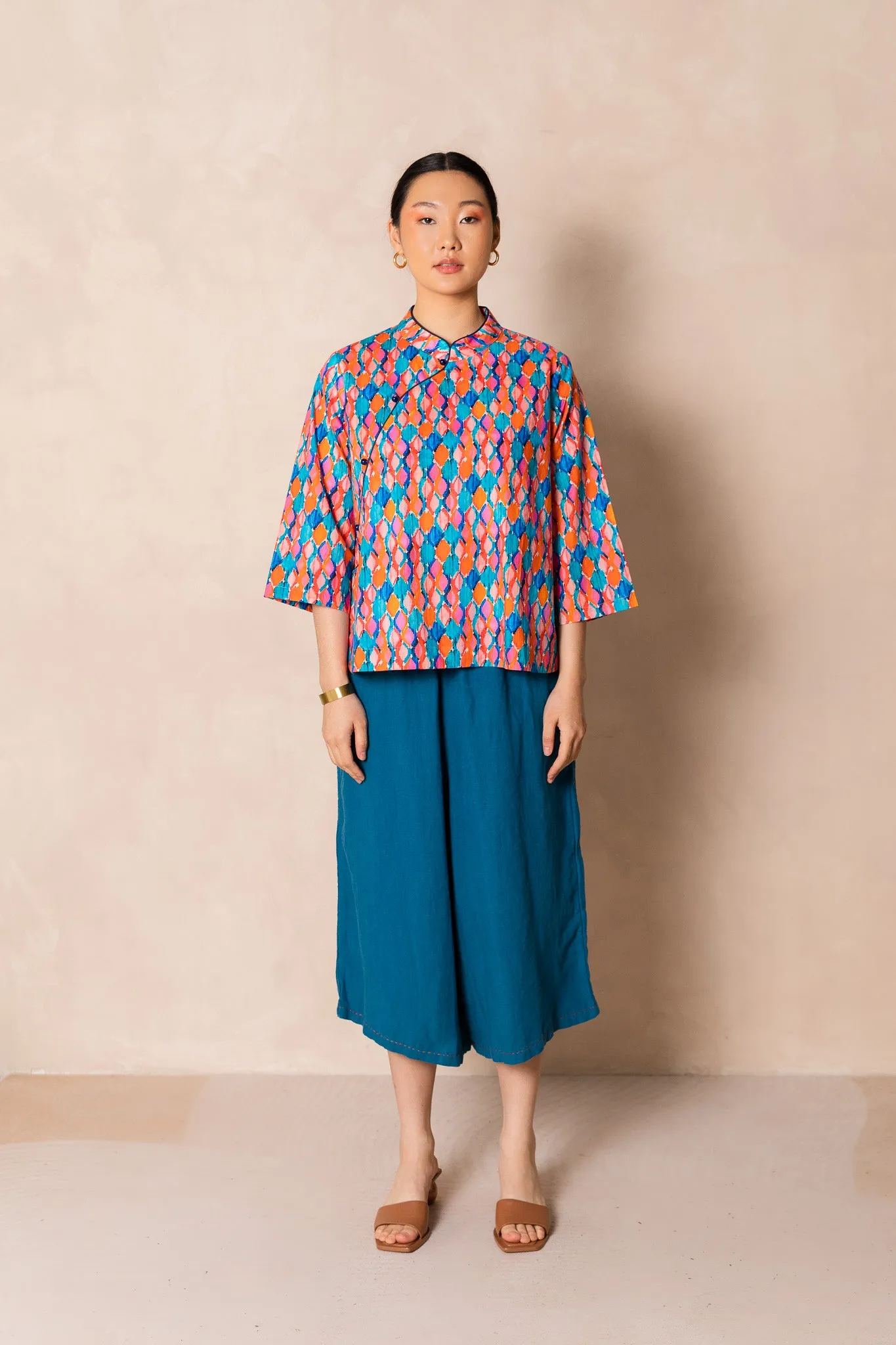 Water Colour Geometric Print 3/4 Sleeve Cheongsam Top